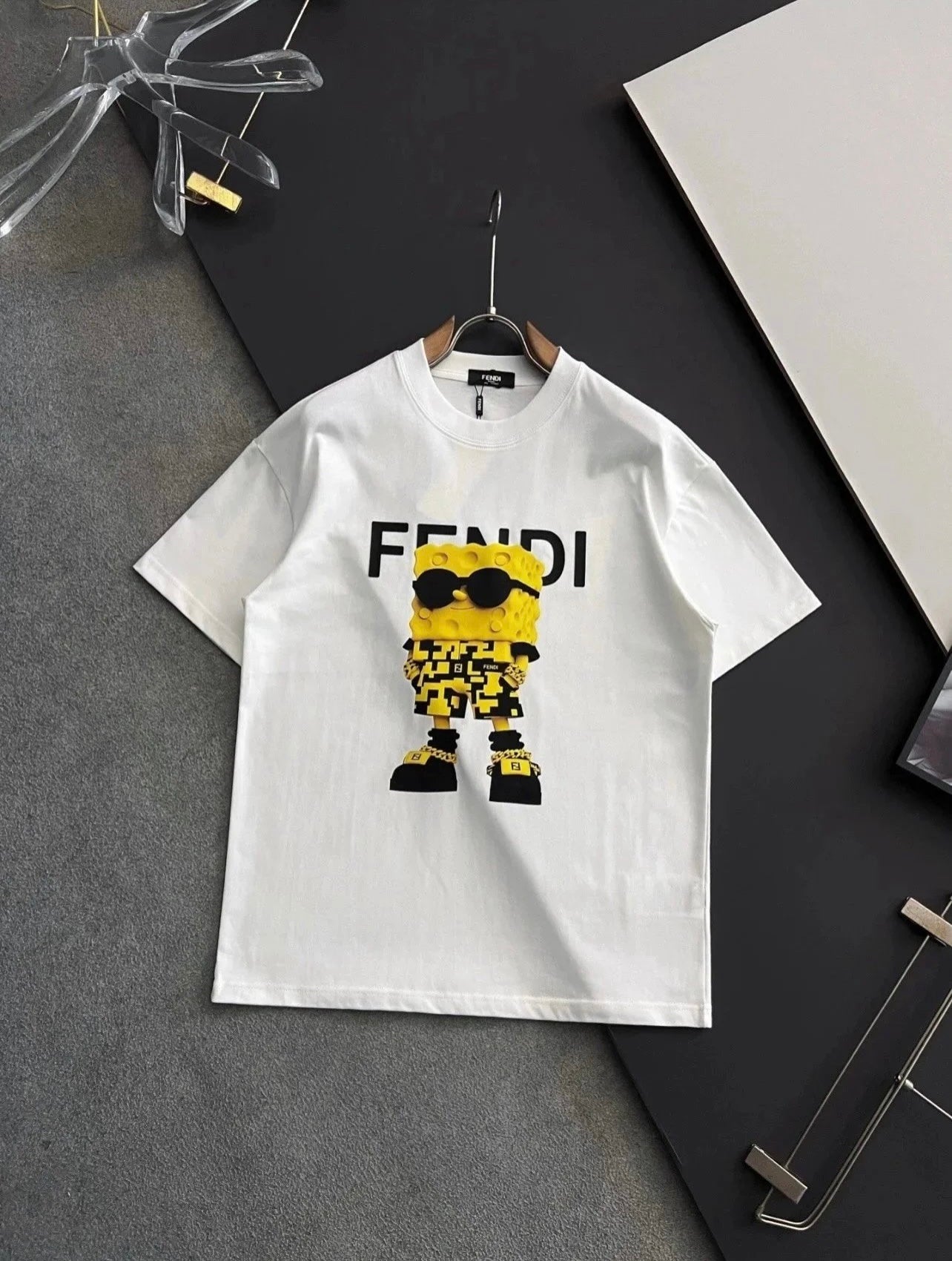 T-shirt FENDI édition bob l’éponge